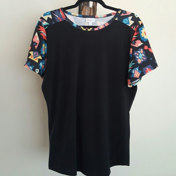 LuLaRoe Tops - Aztec Classic T